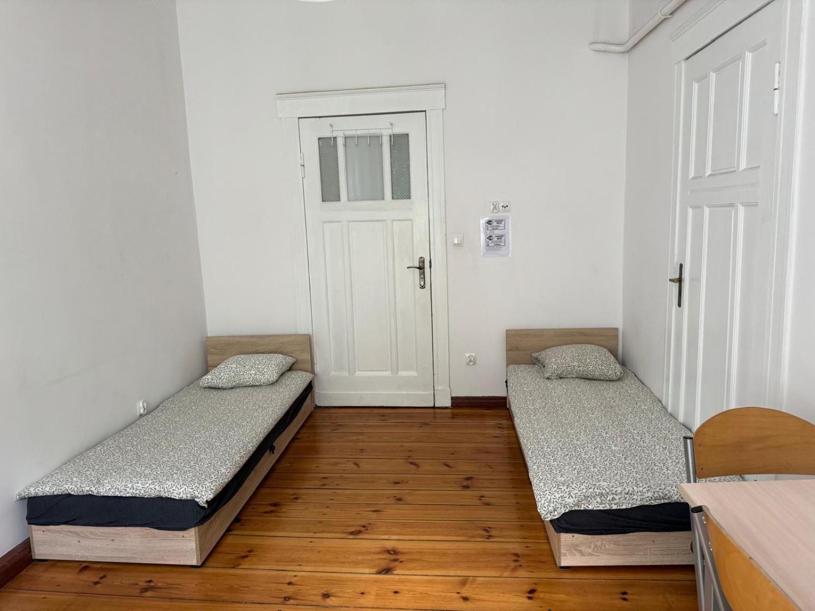Lilia House Hostel Poznan Exterior photo