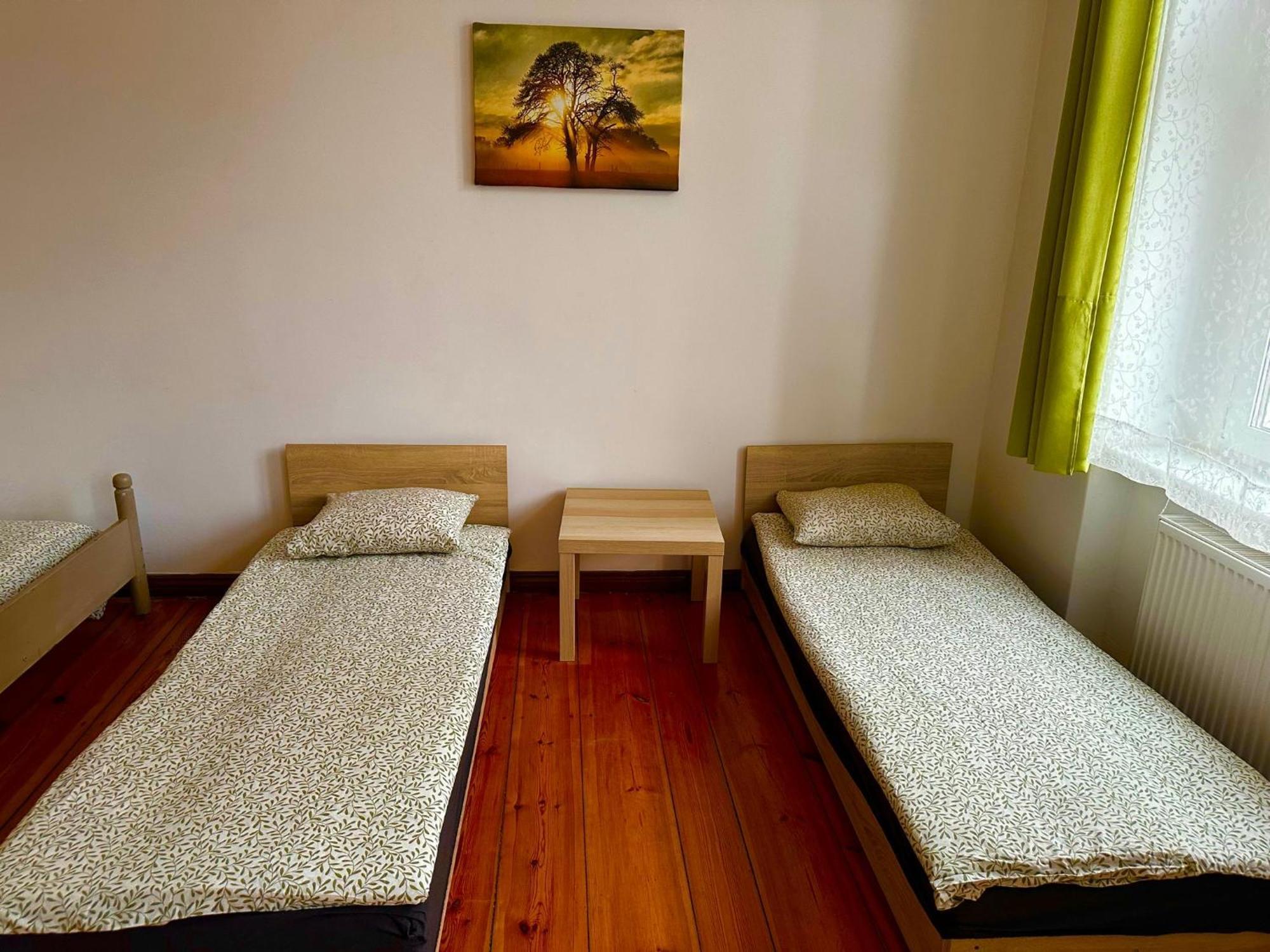 Lilia House Hostel Poznan Exterior photo