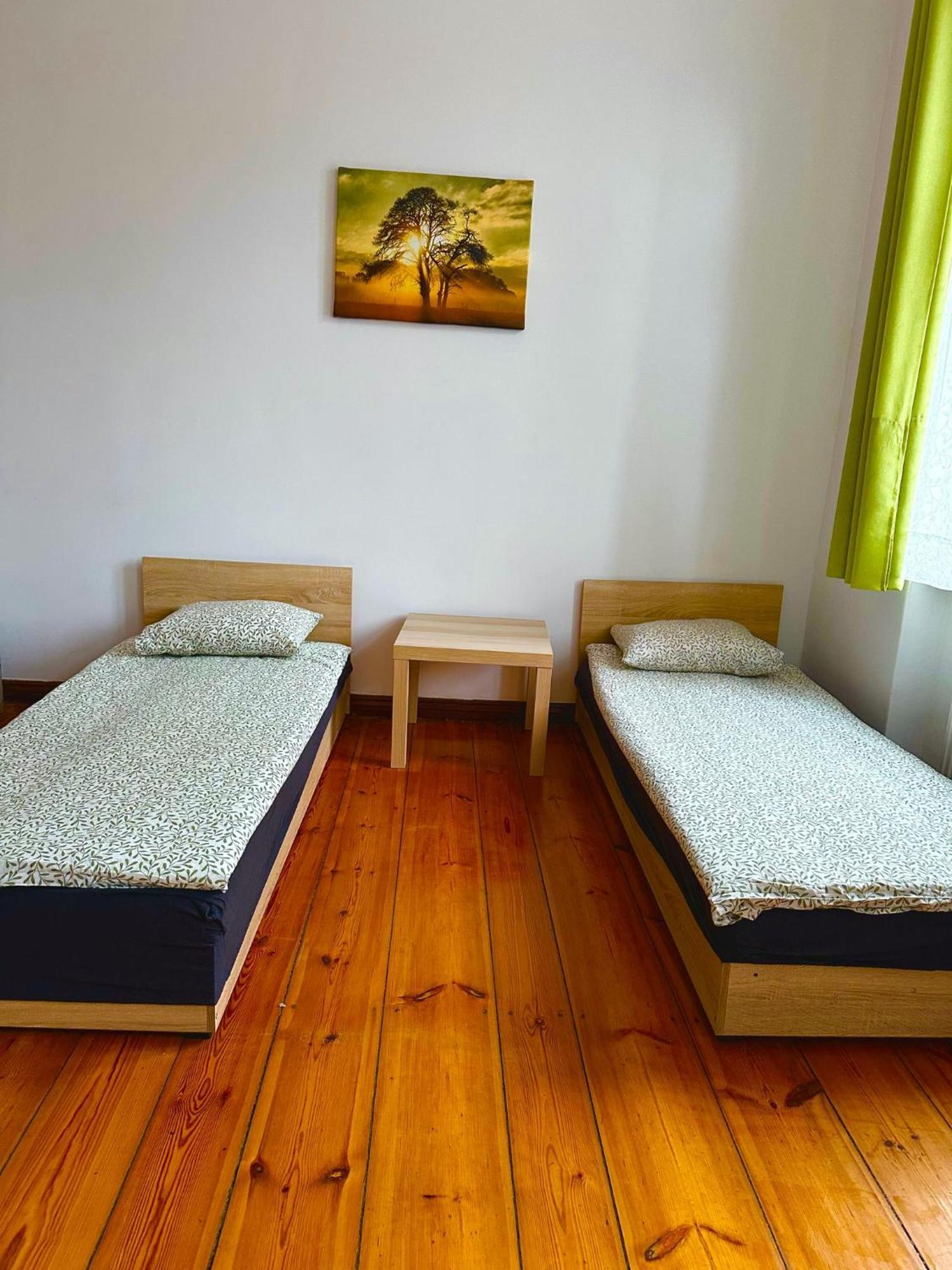 Lilia House Hostel Poznan Exterior photo